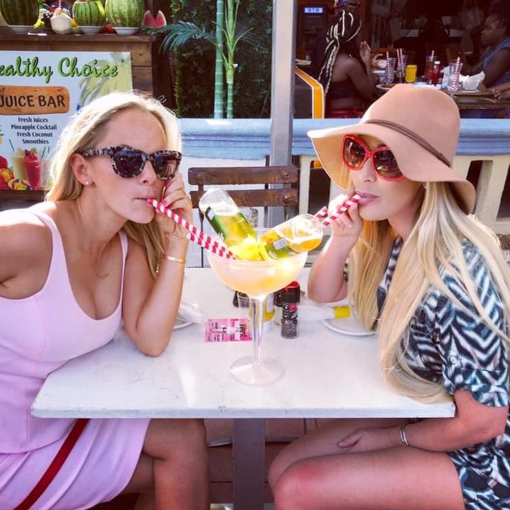 Meet your Posher, Sterling